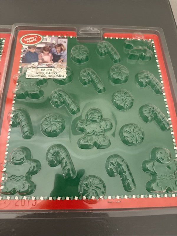 Set Of 2 CHRISTMAS CANDY MOLDS MAKE N MOLD Vintage New Old Stock ￼ gallery