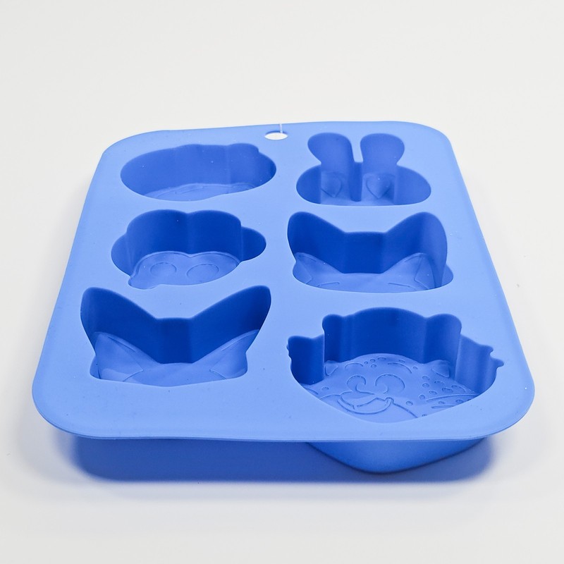Disney Zootopia Silicone Cake Mold 6-Cavity Judy Nick Baking Pan Japan NWT gallery