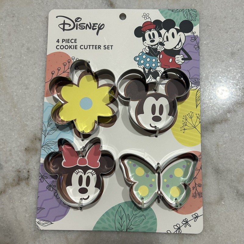 Disney Mickey Mouse Easter Cookie Cutter Set Of 4 New B3