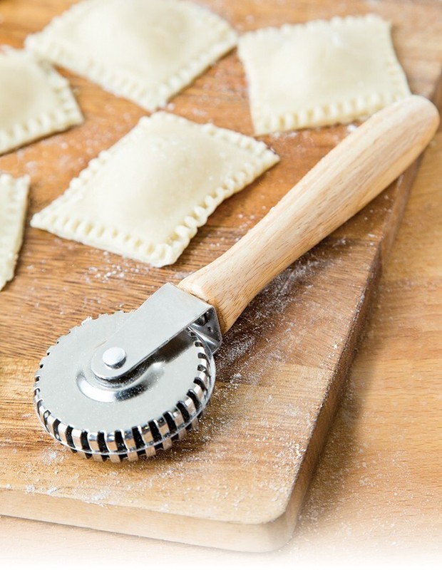 Pastry Crimper – Fox Run