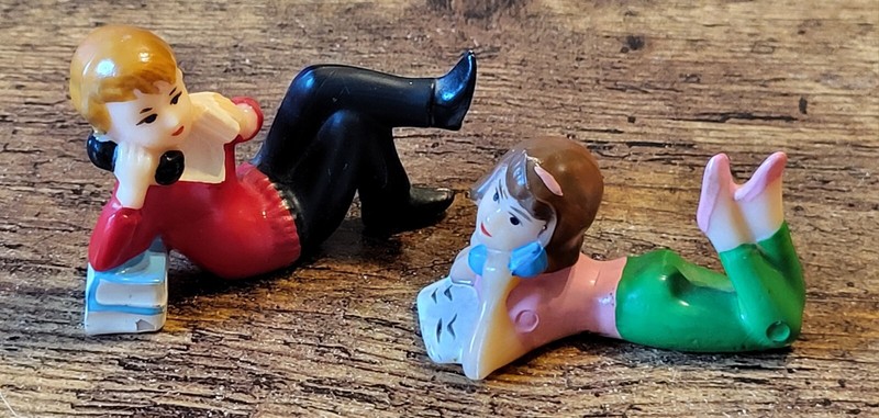 Vintage Wilton Cake Toppers Telephone Boy & Girl Teenager Couple gallery