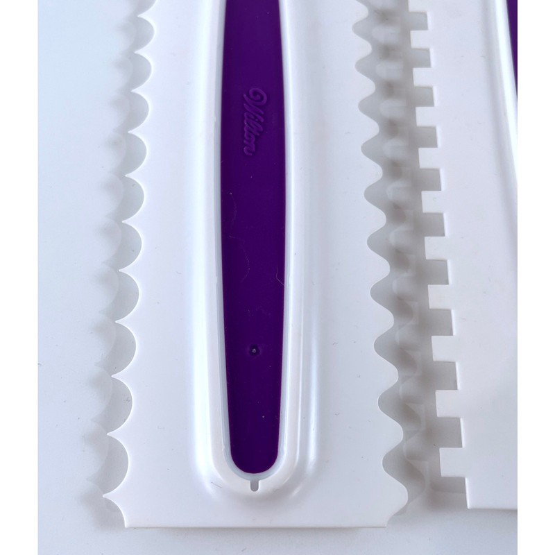 Wilton Cake Scraper Set 3 Textured Edge Fondant Buttercream Decorating Combs gallery