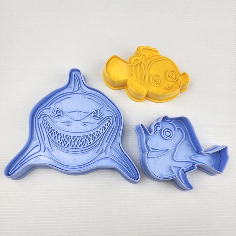 Disney Finding Nemo Cookie Cutter Dory Shark Biscuit Decoration Lot Of 3 Cake