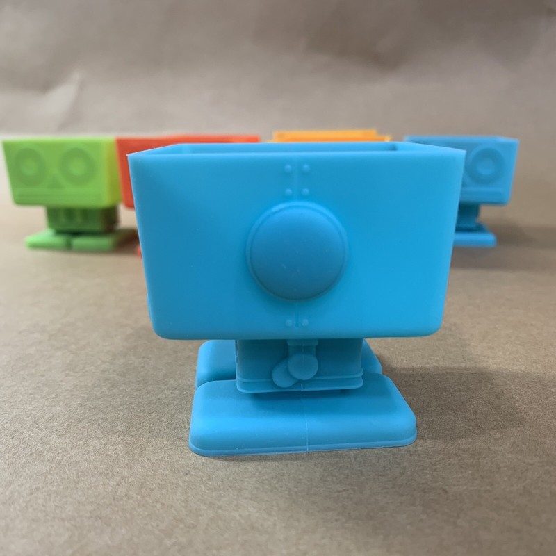 YUMBOTS! Robot Silicon Cupcake Liners Genuine Fred Party mold supplies gallery