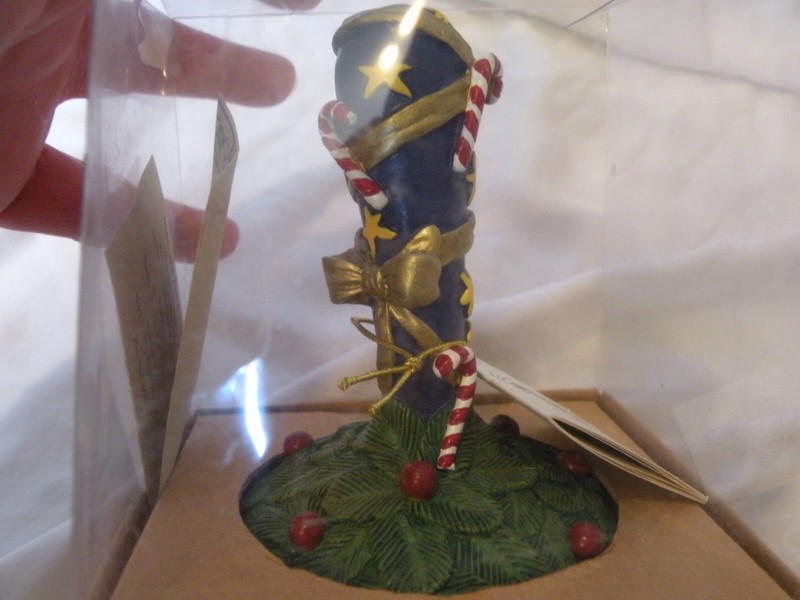 Shaker Hearth Cookie Press, Snowflake New gallery