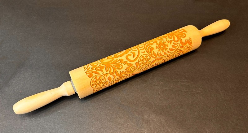 Ornate Christmas Gifts Wooden Embossed Rolling Pin for Baking Exc Cond Snowflake