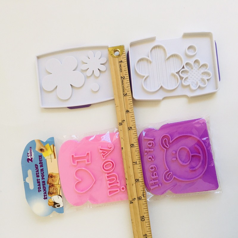 Wilton Fondant Cut & Press Button Flower + Toast Stamp ( Open Box ) H-452 gallery