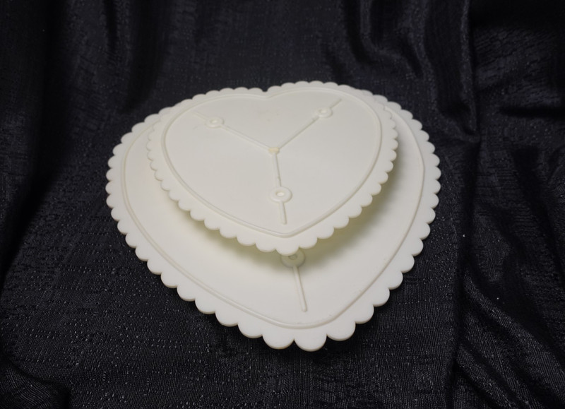 Wilton HEART cake plate / stacker lot of 2 / 302-2112 & 302-2114 / 1985 gallery