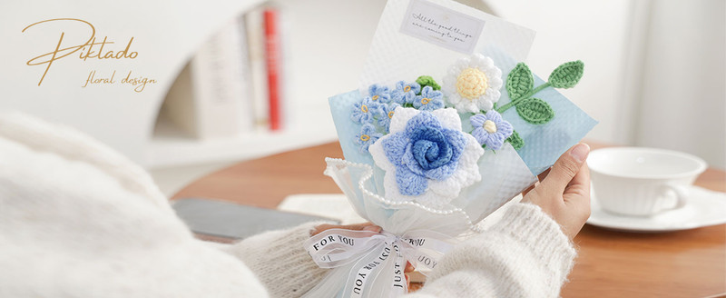 Handmade Crochet Pink Rose Daisy Bouquet for Fily & Friends Finished gallery