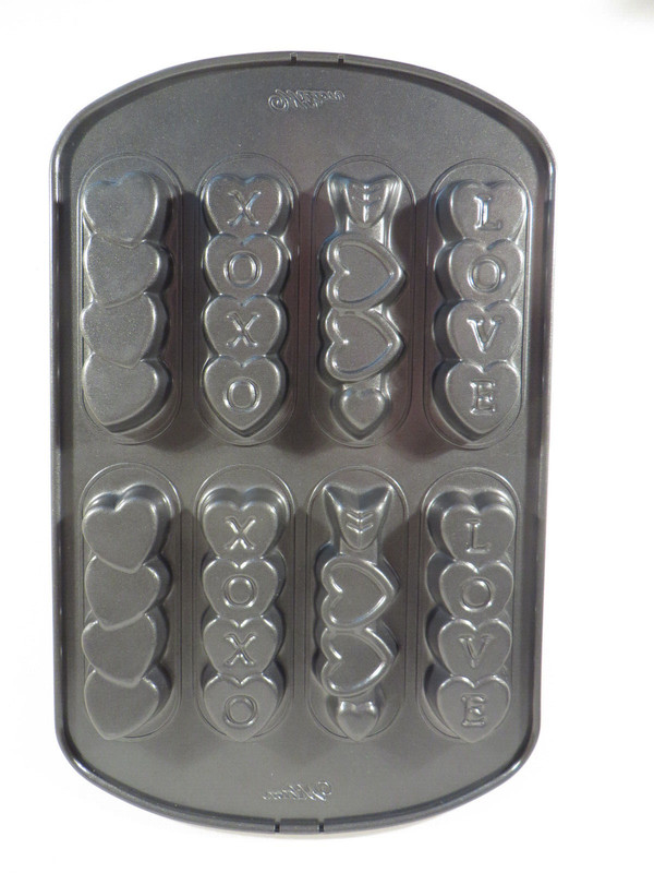 Wilton Valentine Pan Metal Mini Molds Chocolates Cakes Hearts Love XOXO gallery
