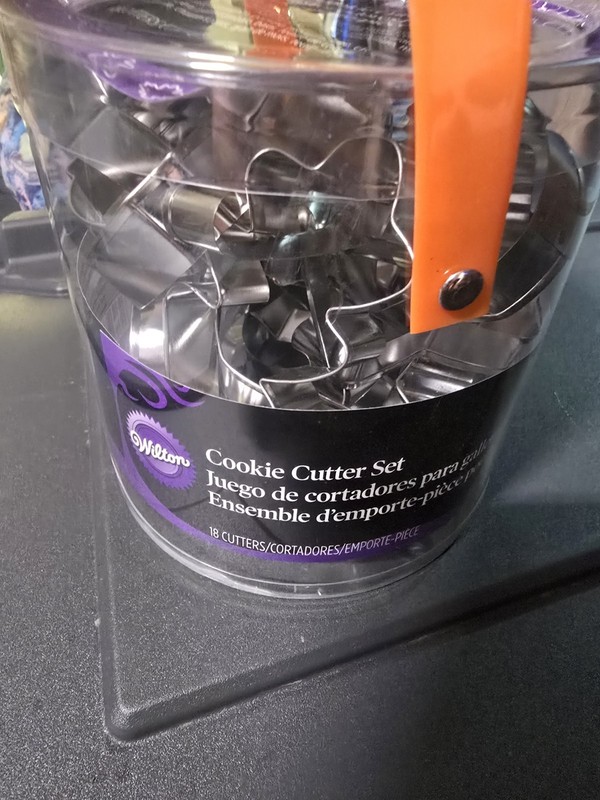 Wilton Metal Cookie Cutter Set 18 Pack Silver Assorted Shapes