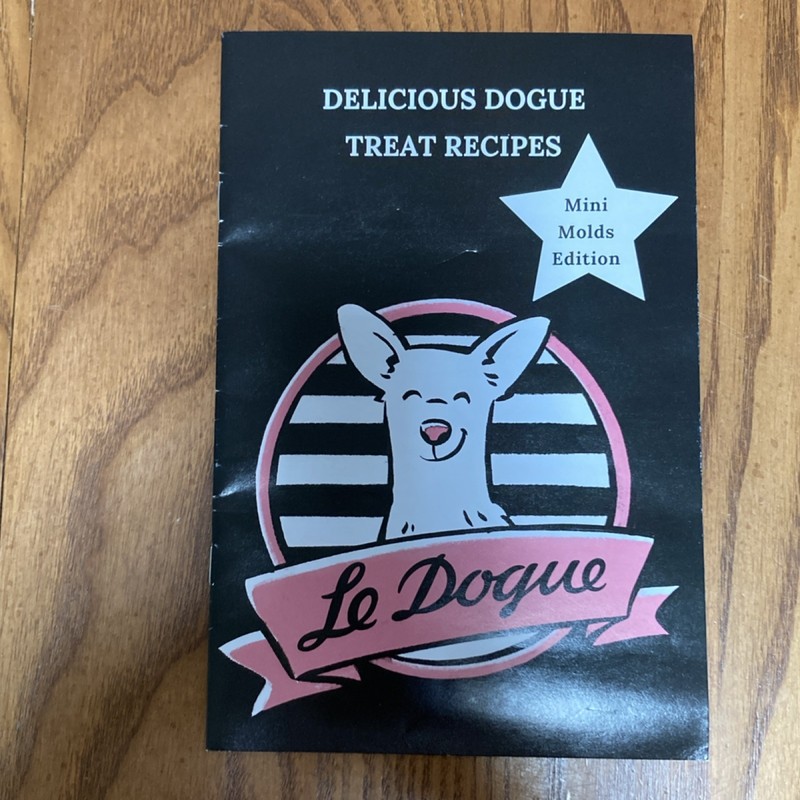 Le Dogue Silicone Paw Bone Sugarcraft Mold Cutter Pink Non-Stick Safe gallery