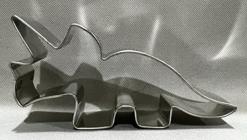 Ann Clark Dinosaur Cookie Cutters-Made in USA-Alloy Steel-5 Dino's & 1 Heart gallery