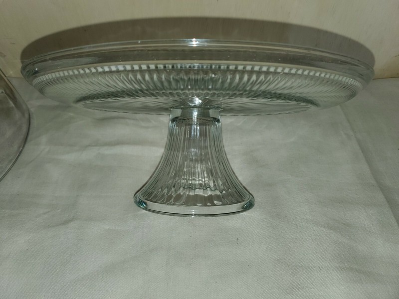Clear Glass/Crystal Pedestal Cake Stand 12" Diameter gallery