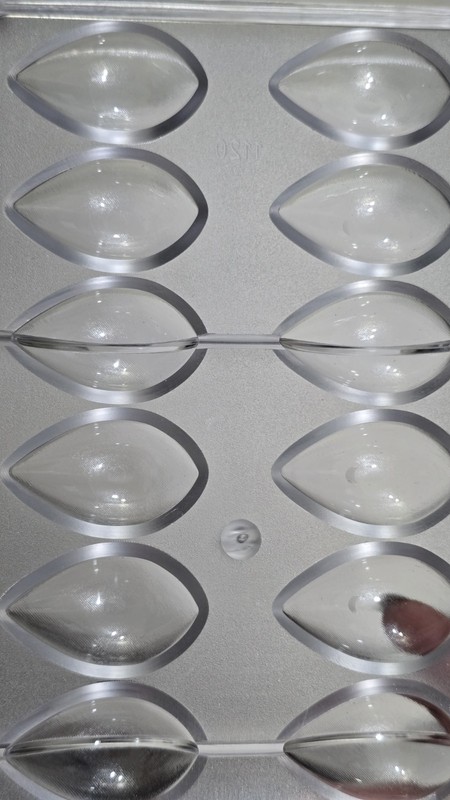 Goldbaking Chocolate Mold 3D Plastic Candy Mould Oval Shape Baking Tool NEW gallery