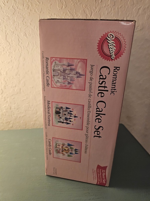 New/Old Stock 2008 Wilton Romantic Castle Cake Set, 32 Piece-In Box gallery