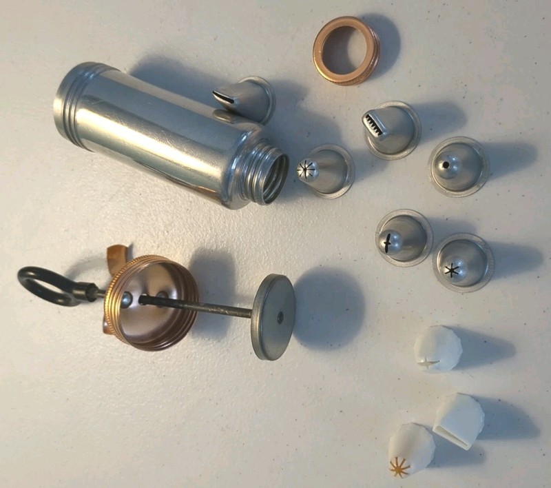 Vintage aluminum Cookie Pastry Cookie Press Plus 9 Tips