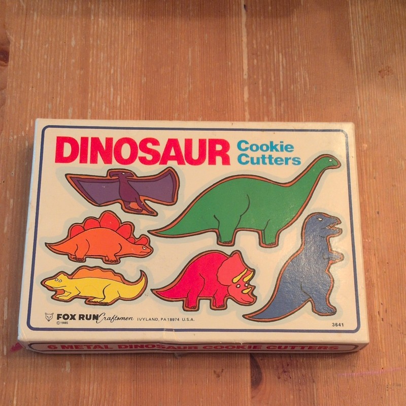 VTG Fox Run 3641 Metal Dinosaur Cookie Cutters Set of 6 Easy Clean Silver