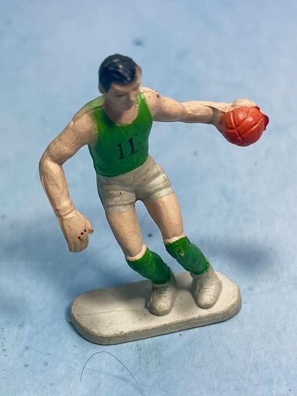 VINTAGE HARD PLASTIC BASKETBALL PLAYER – CAKE TOPPER / DECORATION 1970s