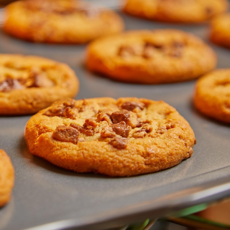 All-Clad Pro-Release Nonstick Bakeware Cookie Sheet Pan 17X11.75 Inch Oven Safe gallery