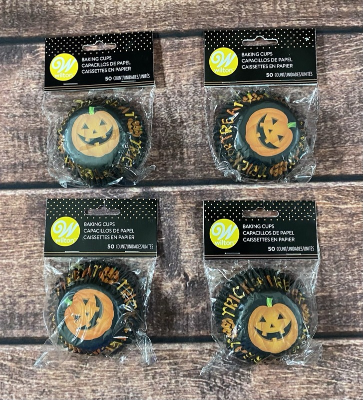 Wilton Halloween Standard Size Baking Cups Cupcake Liners Lot Of 4 (415-7645)