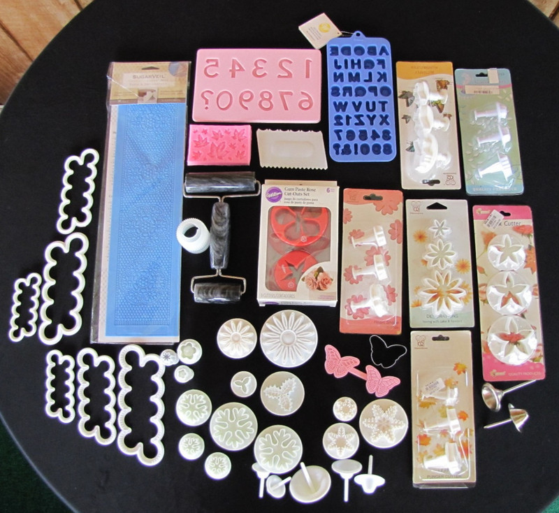 Large Lot Cake Decorating Tools Supplies Fondant Molds Cutters Marble Roller +++ gallery