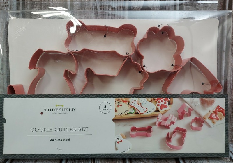 Threshold 5 Piece Stainless Steel Cookie Cutter Set Dog Themed NEW