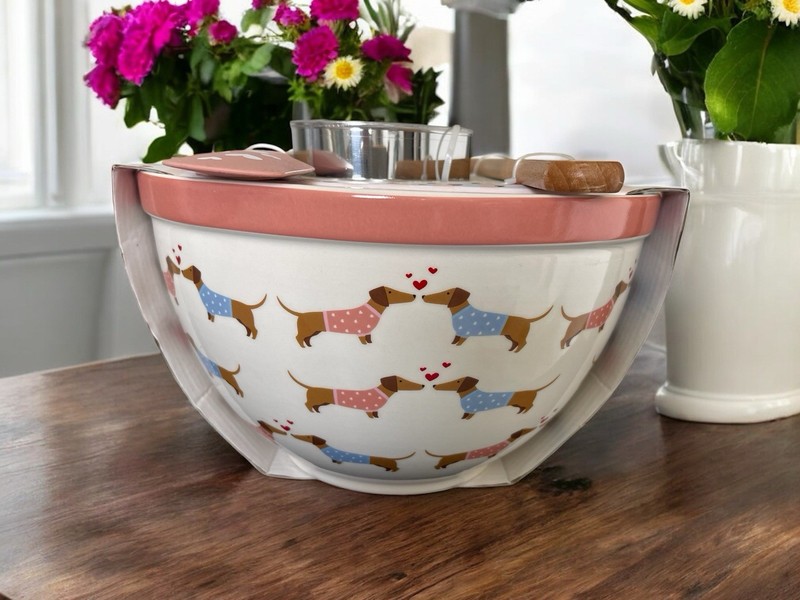 Dachshund Valentine Baking Set – Ceramic Mixing Bowl Doxie