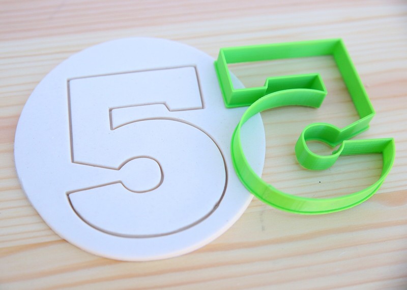 Number Five Digit 5 Cookie Fondant Cutter Cake Mould Large size 8cm Height gallery