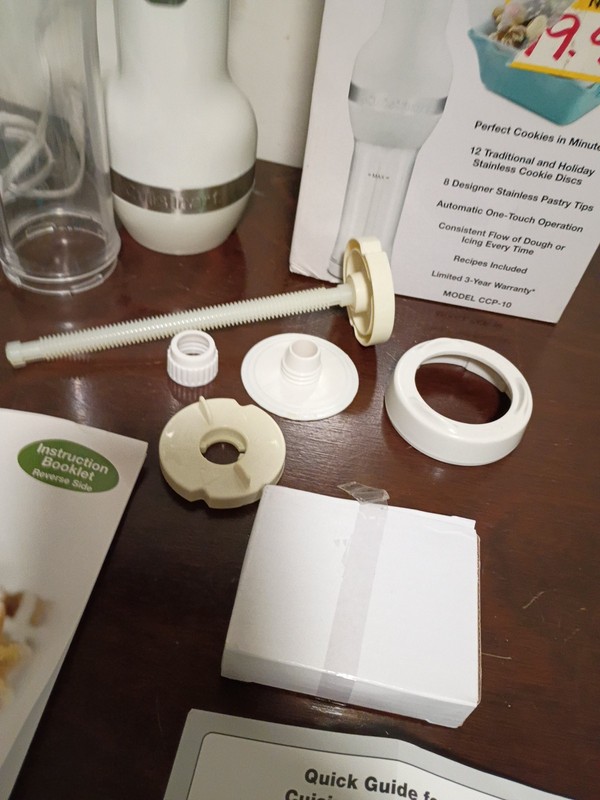 Cuisinart CCP-10 Electric Cookie Press Complete w/ 12 Discs & 8 Decorating Tips gallery