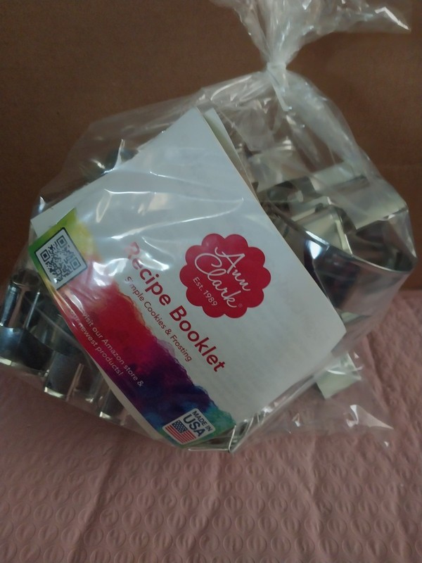 Ann Clark Dinosaur Cookie Cutter Lot Of Eleven With Recipe Booklet NOS