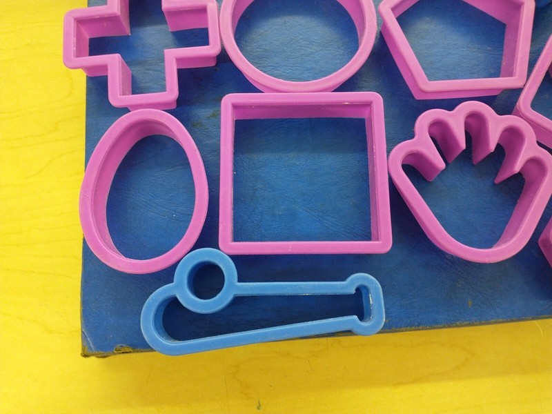 Plastic Cookie Cutters Geometric Shapes Sports Football pre-owned Tennis Hockey gallery