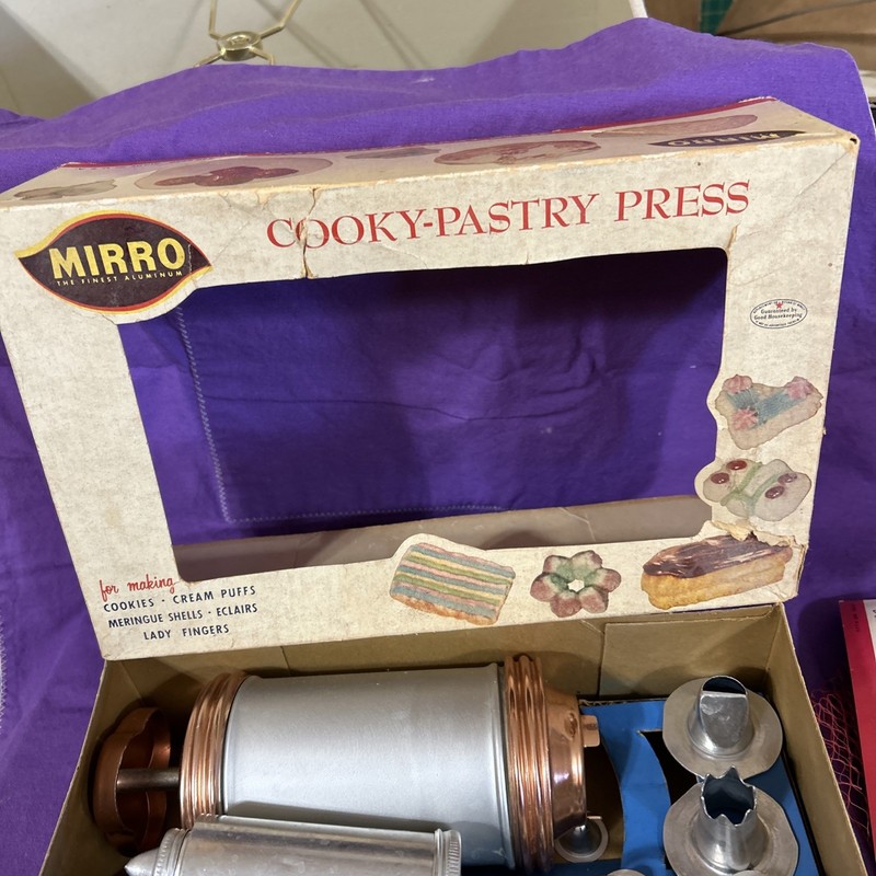 Vintage Mirror Aluminum Cooky-Pastry Press 358-AM In Original Box gallery