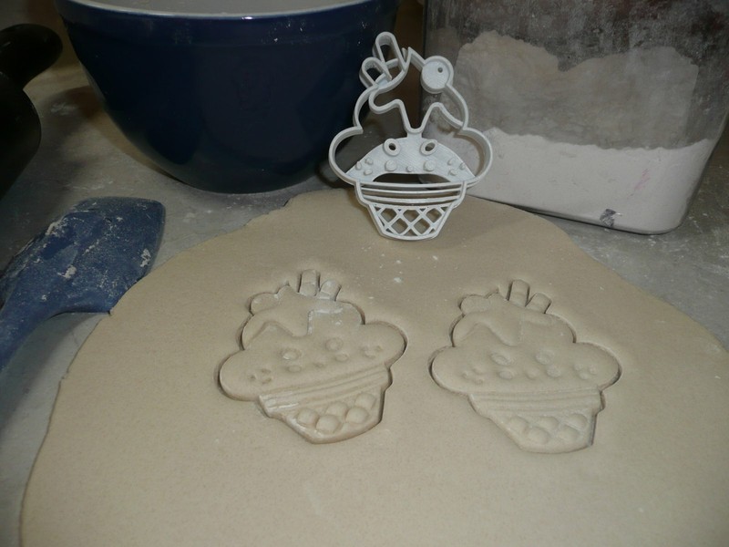 YOU ARE THE CHERRY ON TOP VALENTINES DAY SWEETHEART COOKIE CUTTER USA PR1227 gallery