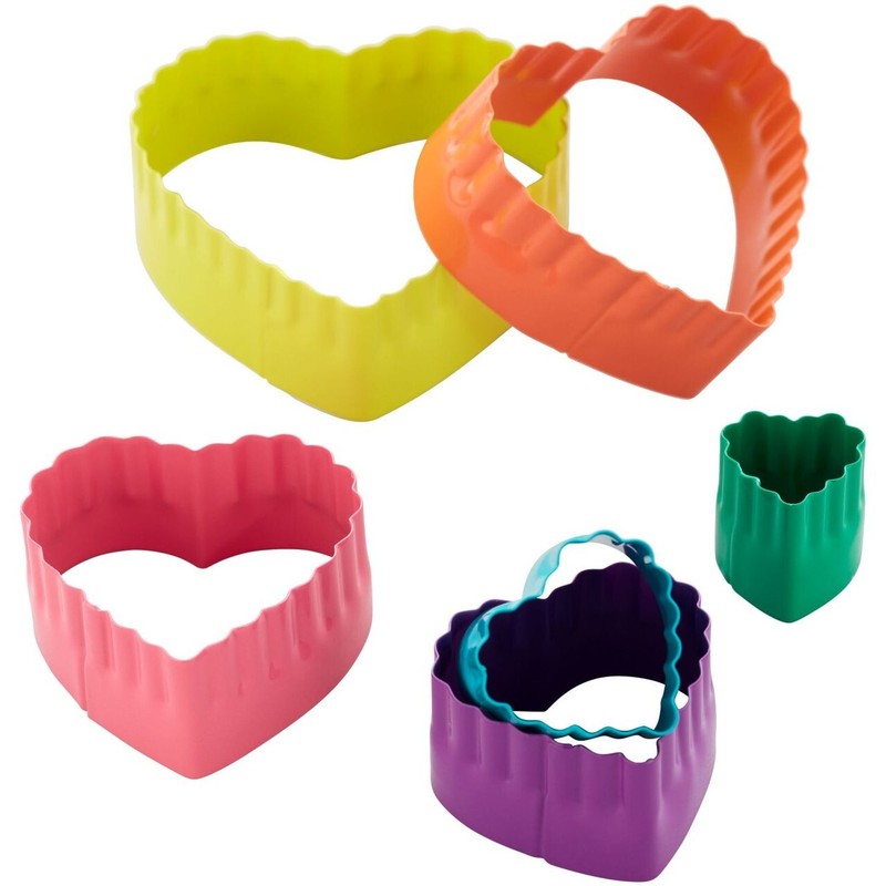 Heart double-sided cut-out Cookie Cutters set of 6 fondant Wilton metal SMALL gallery