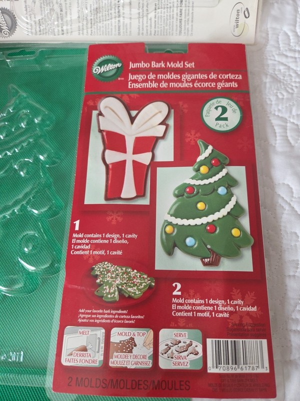 Candy Molds Long Christmas Tree & Present Two Piece Set. gallery
