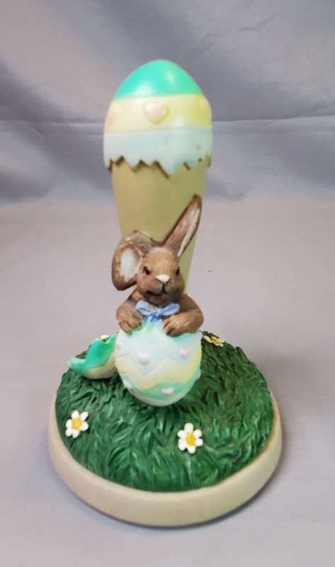 Brown Bag Cookie Press Stamp Easter Bunny Easter Egg #22 1997 Figurine