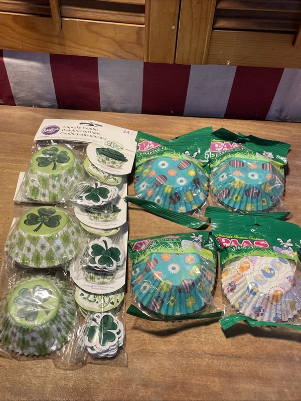 St. Patrick’s Day and Easter Cupcake Liners 275 CT New