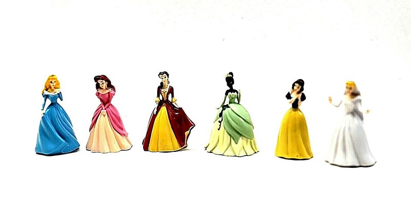 Vintage DISNEY Snow White Sleeping Beauty Tiana Belle Little Mermaid Cinderella