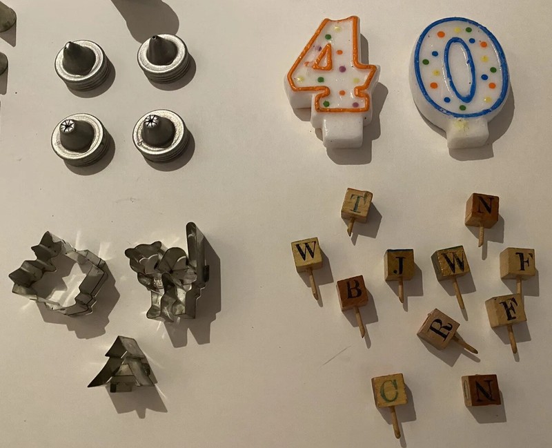VTG Lot 98 Cookie Cutters Cake Decorating Piping Tips Stamps Baking Holiday gallery