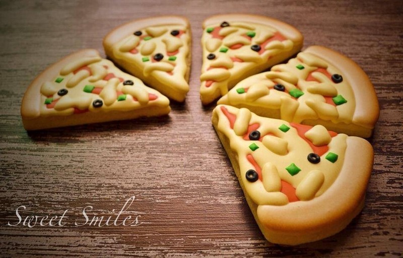 Candy Corn / Gum Drop / Pie Pizza Slice 3.5'' Cookie Cutter Halloween gallery