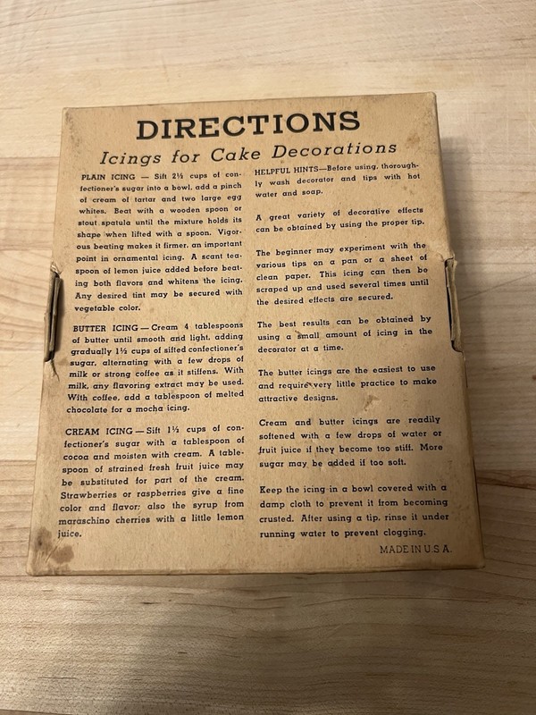 Vintage Beautiful Cakes With Aluminum Cake Decorator With 6 Tips, Original Box gallery
