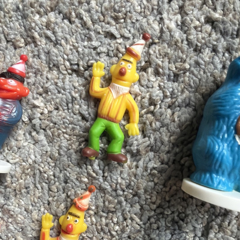 Lot Of 10 Vtg Sesame Street Wilton Cake Toppers Figures Big Bird Bert Ernie gallery