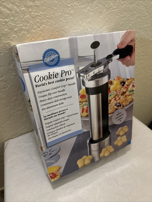 New Wilton Cookie Pro Cookie Press Set W/ 10 Stainless Steel Disks & Disc Storag gallery