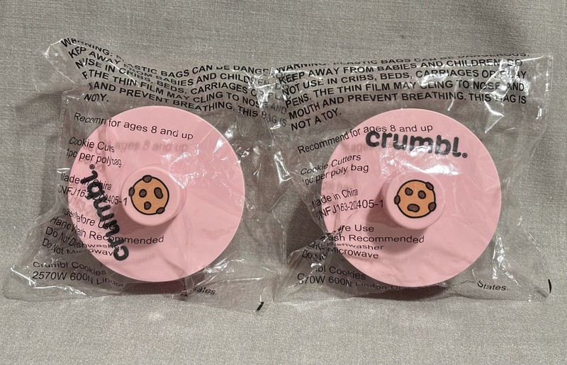 2 X Crumbl Cookies Cookie Cutter Brand New Pink 4 Way Cutter Crumble