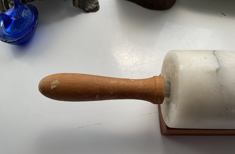 Granite Marble Stone Rolling Pin Easy Grip Wood Handles - Great Condition ! gallery