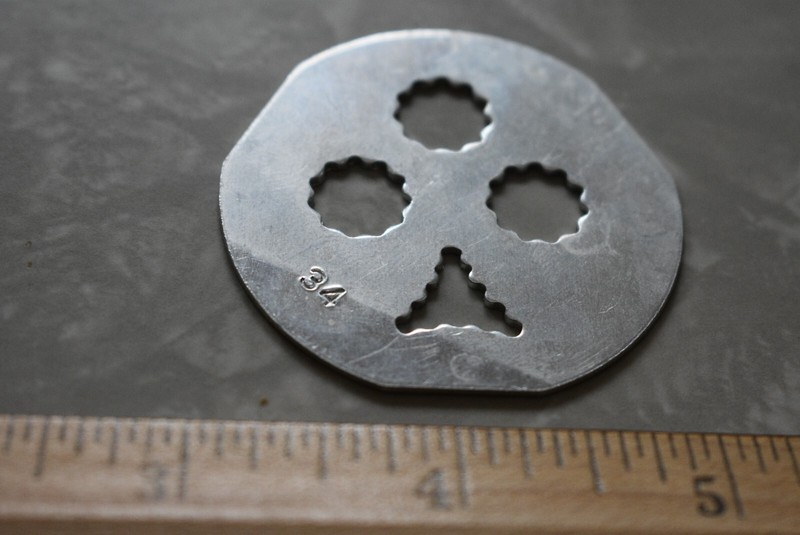 Vintage Mirro Cookie Pastry Press Plates Disc Replacement Part Club #34