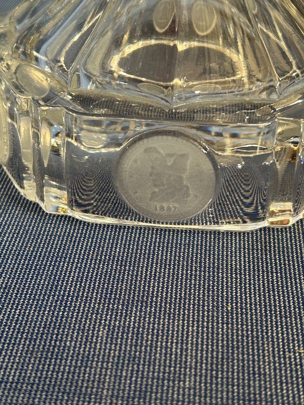 Fostoria Bicentennial Coin Round Clear Glass Cake Stand 10" Dia x 7" gallery