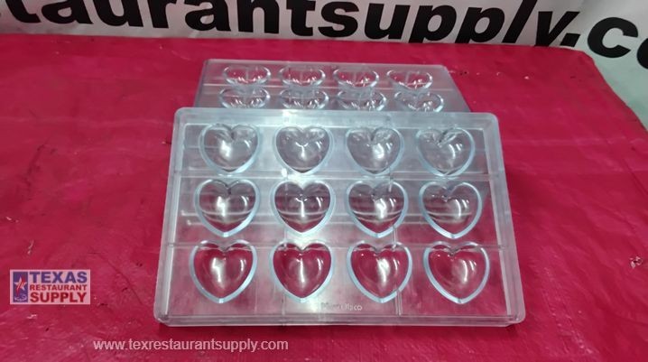 LOT OF 4 MARTELLATO 1995, HEART CHOCOLATE MOLD, 12 CAVITIES gallery