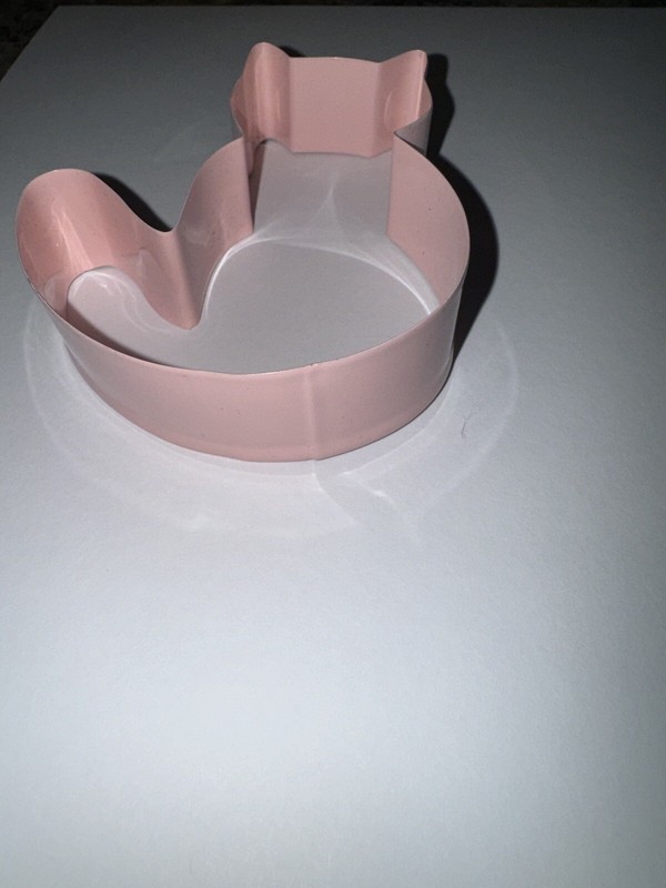 Threshold Cat Shaped Cookie Cutter Pink NWOT gallery